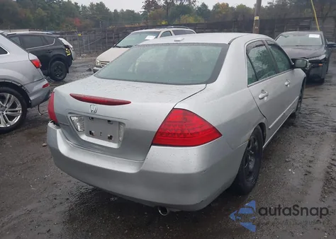 2007 Honda Accord 2.4 Ex z USA, uszkodzony, nr VIN 1HGCM56737A096067